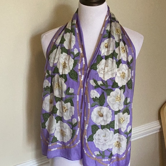 Accessories - 100% silk scarf 11”x52” White roses with green leaves, chain of pearls border